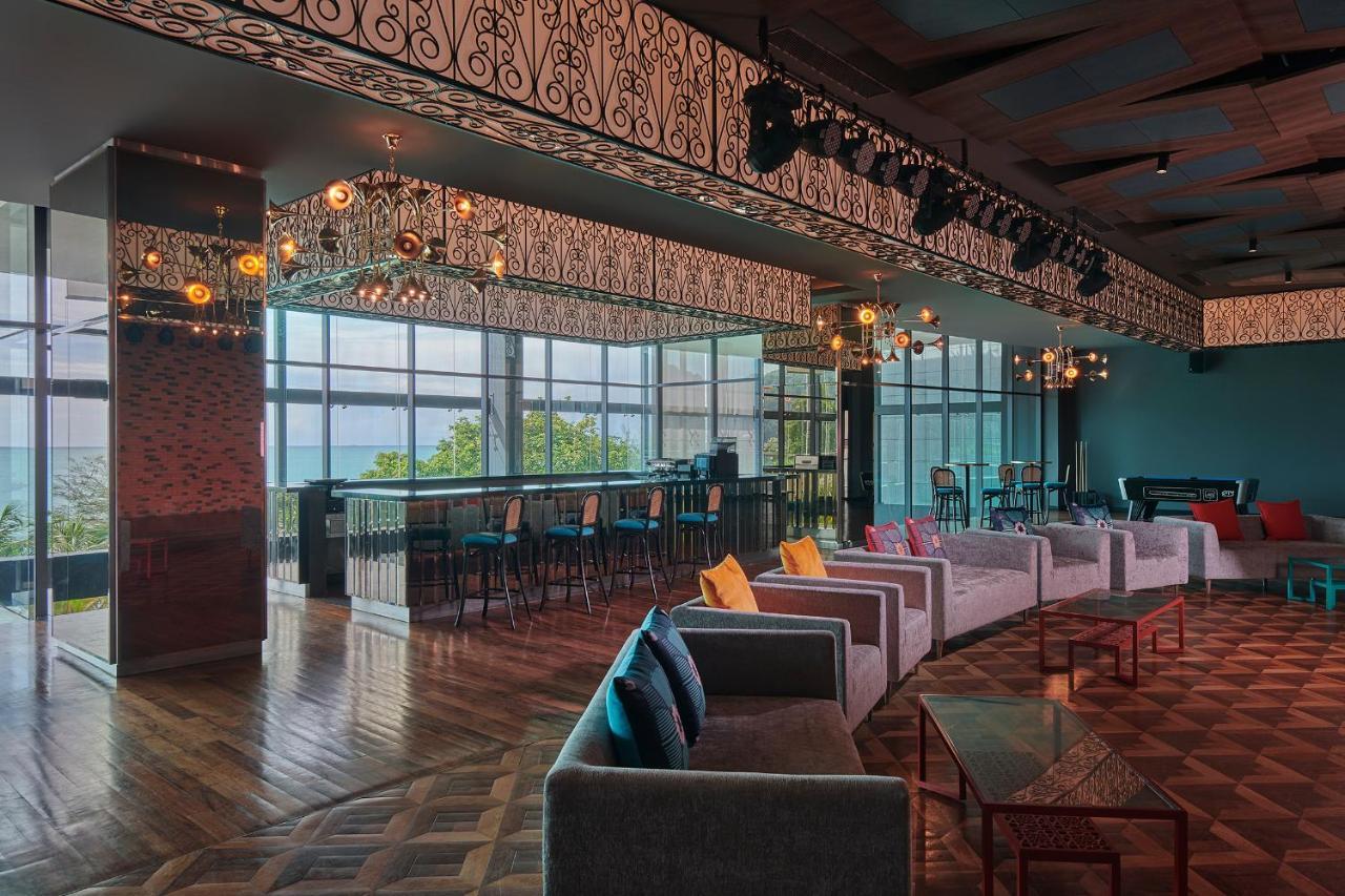 Angsana Teluk Bahang, Penang Batu Ferringhi Exterior photo The bar at the 101 Skybar